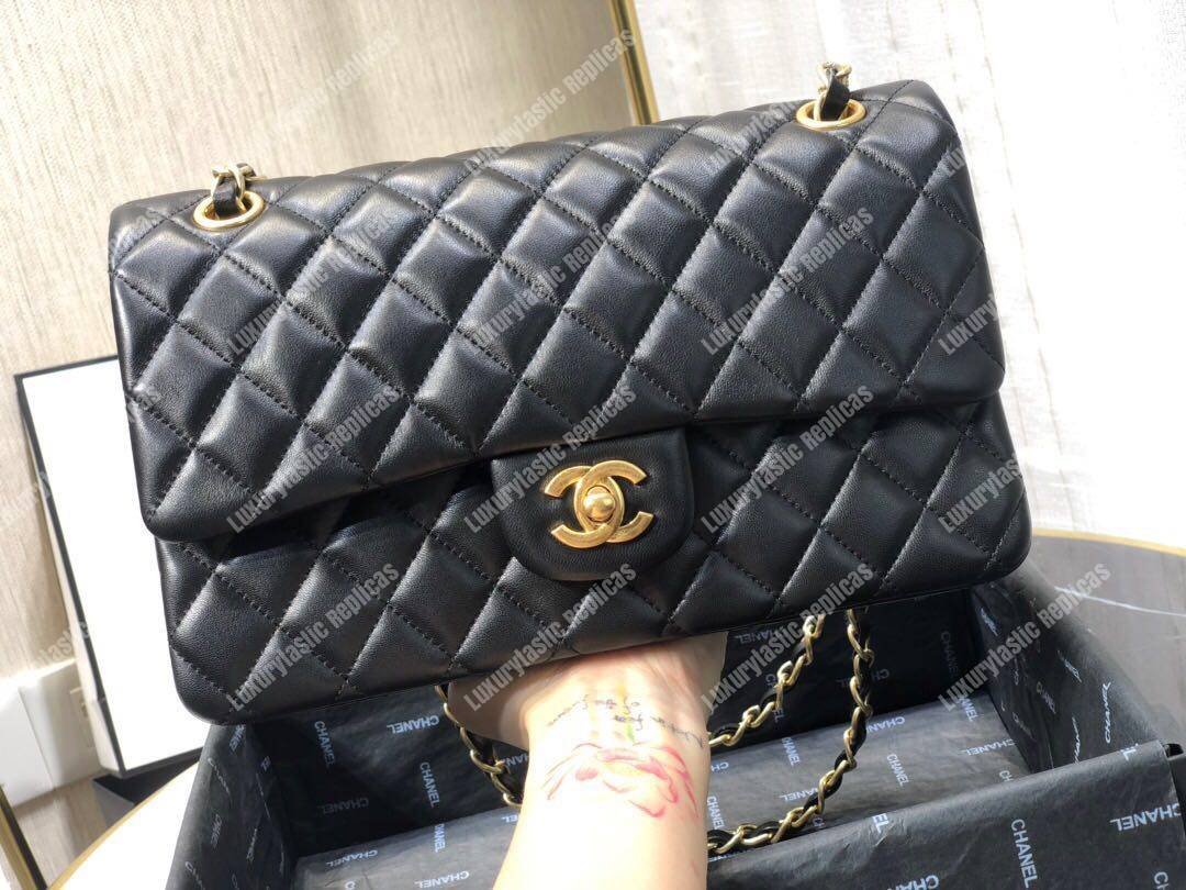 Ch*el classic medium flap bag black lambskin