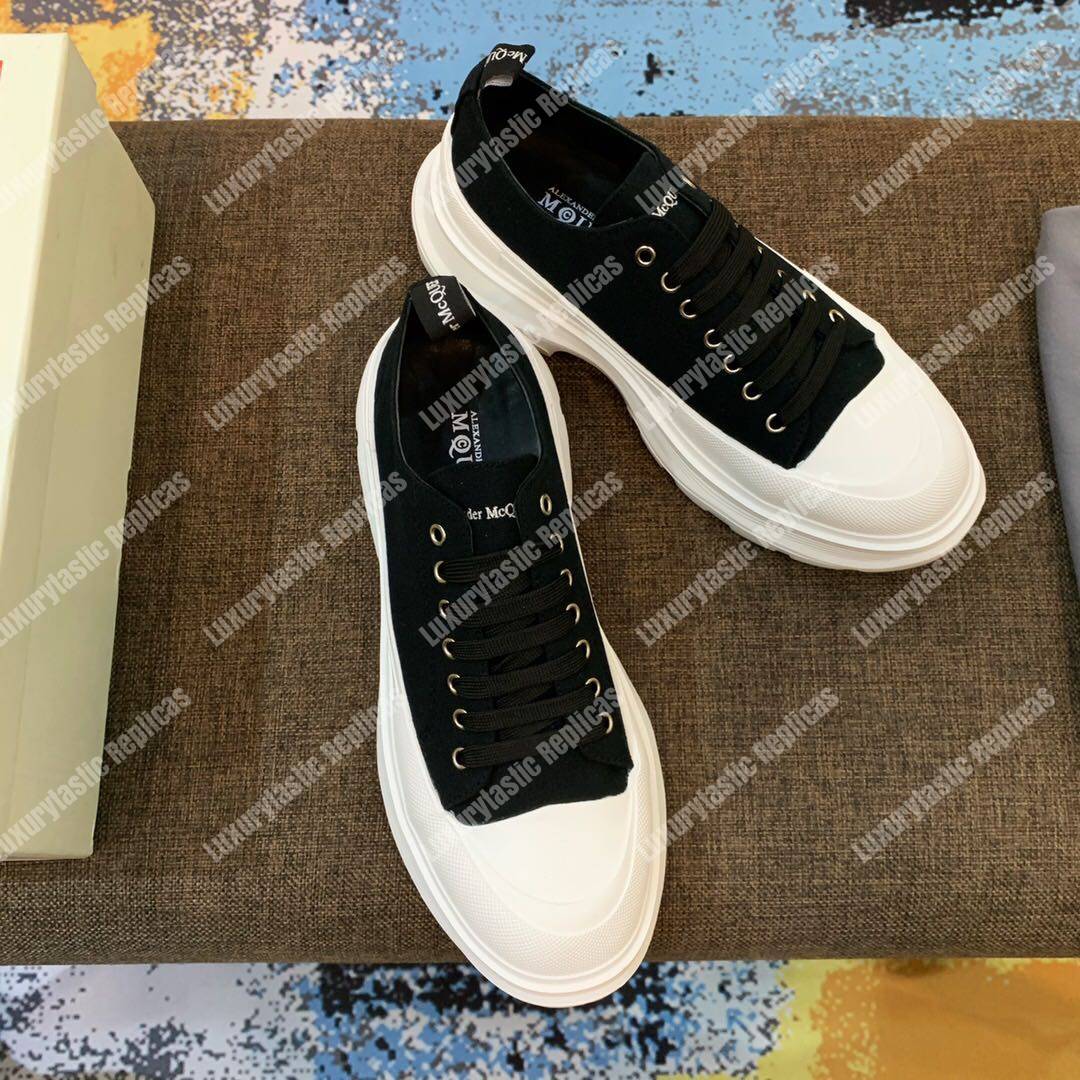 Alexander Mcqueen Tread Slick Lace White