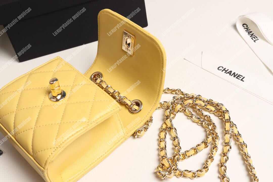 Ch*el clutch with chain yellow