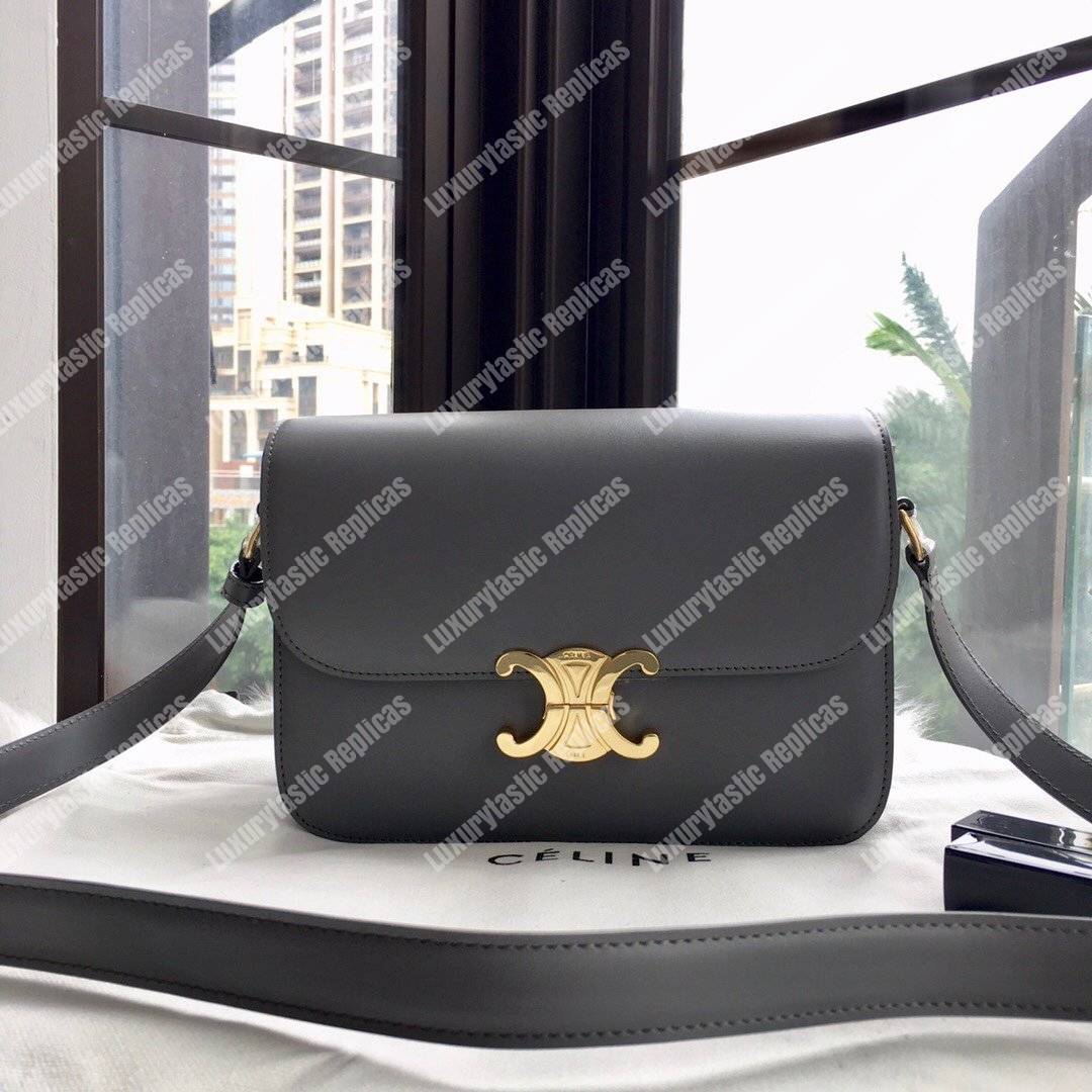 Ce**e medium triomphe bag in shiny calfskin grey