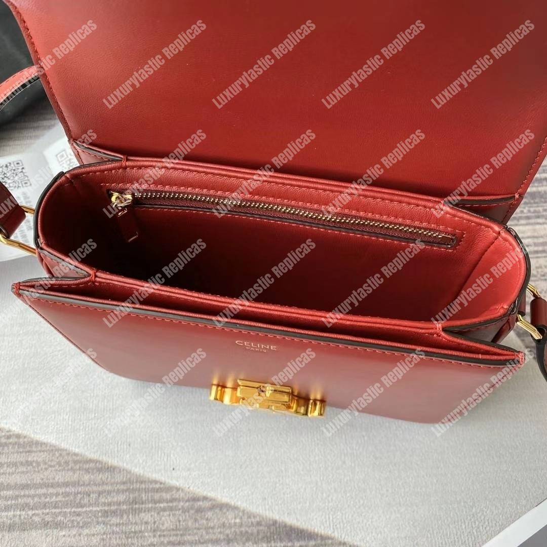 Ce**e teen triomphe bag in shiny calfskin red
