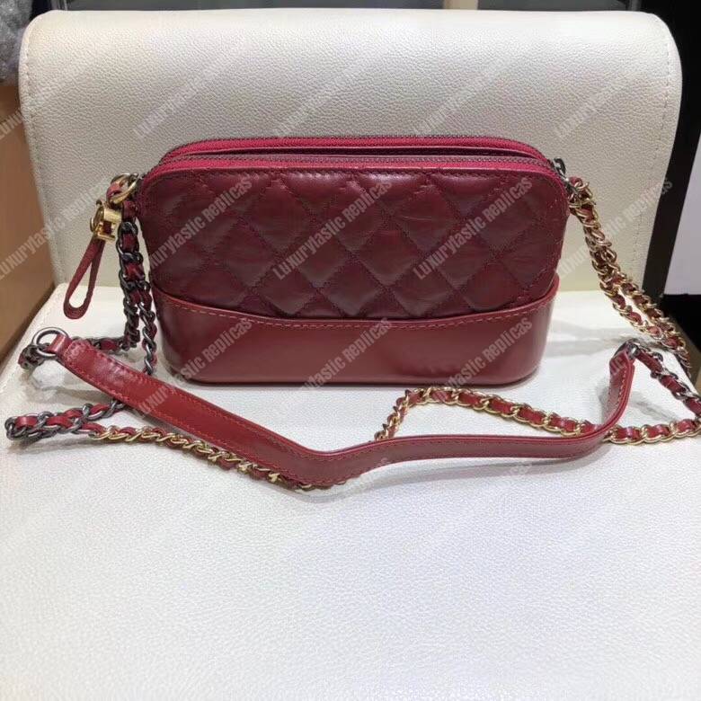 Ch*el clutch with chain red