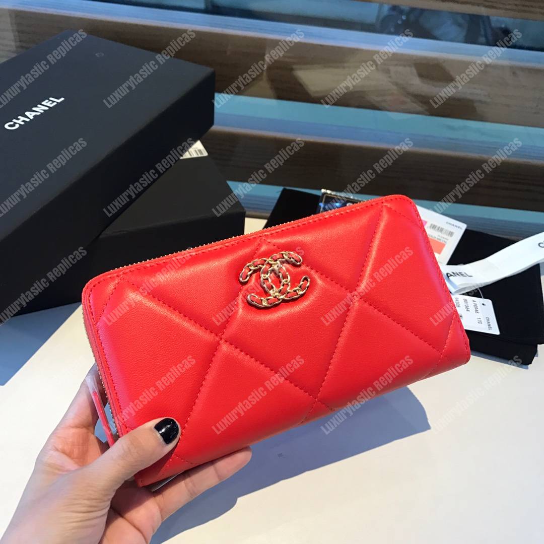 Ch*el 19 long zipped wallet red