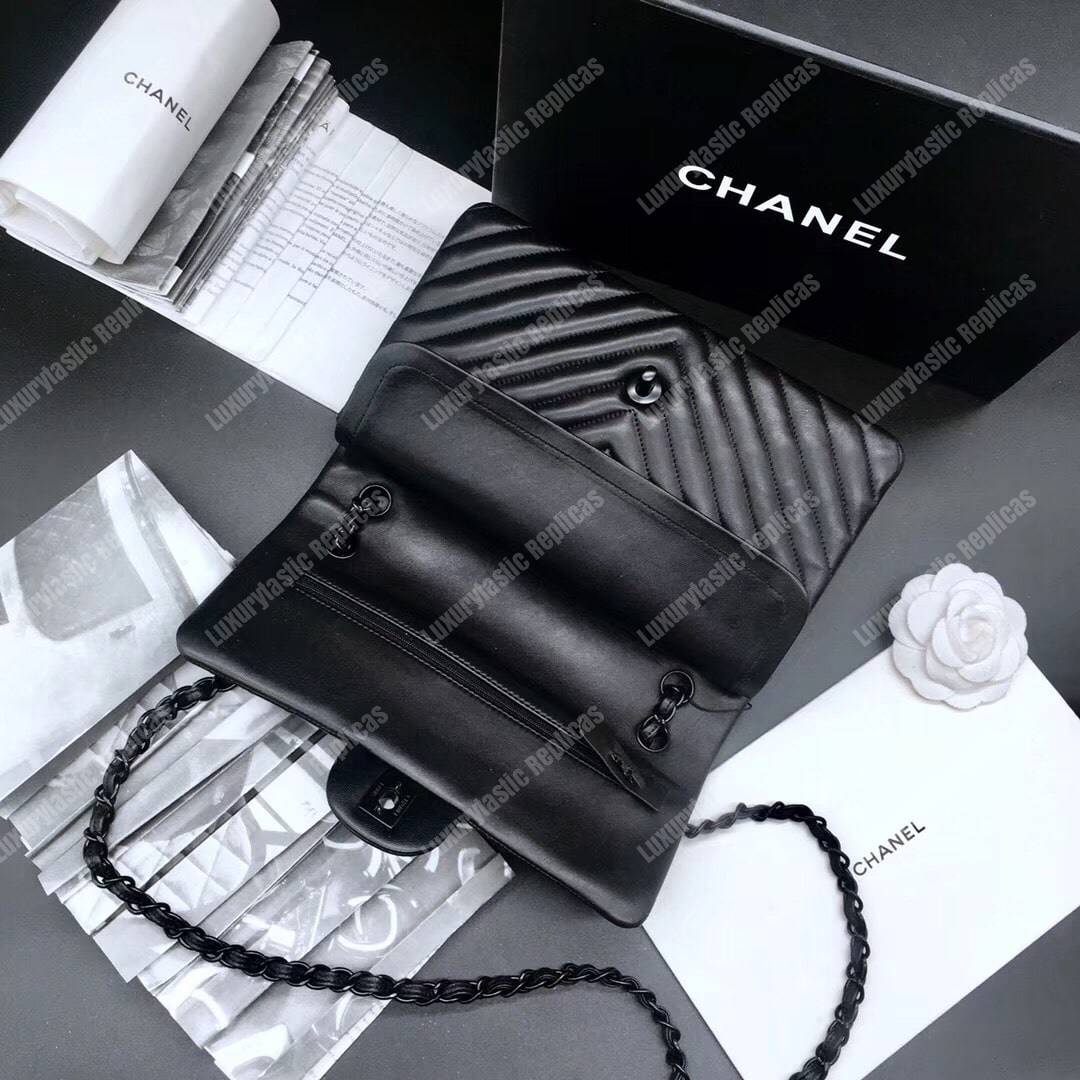 Ch*el classic medium handbag black
