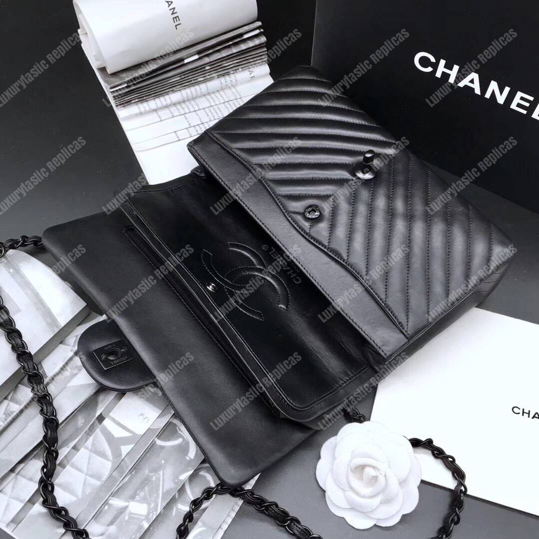 Ch*el classic medium handbag black
