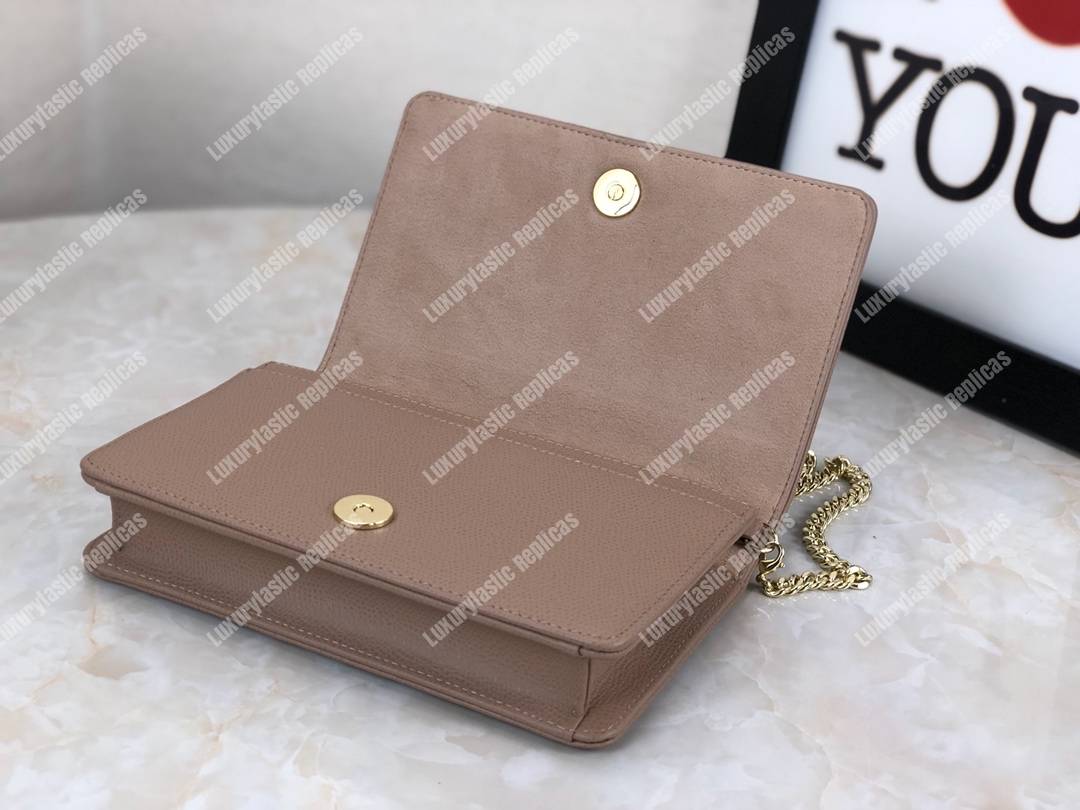 D*orama calfskin clutch pale pink