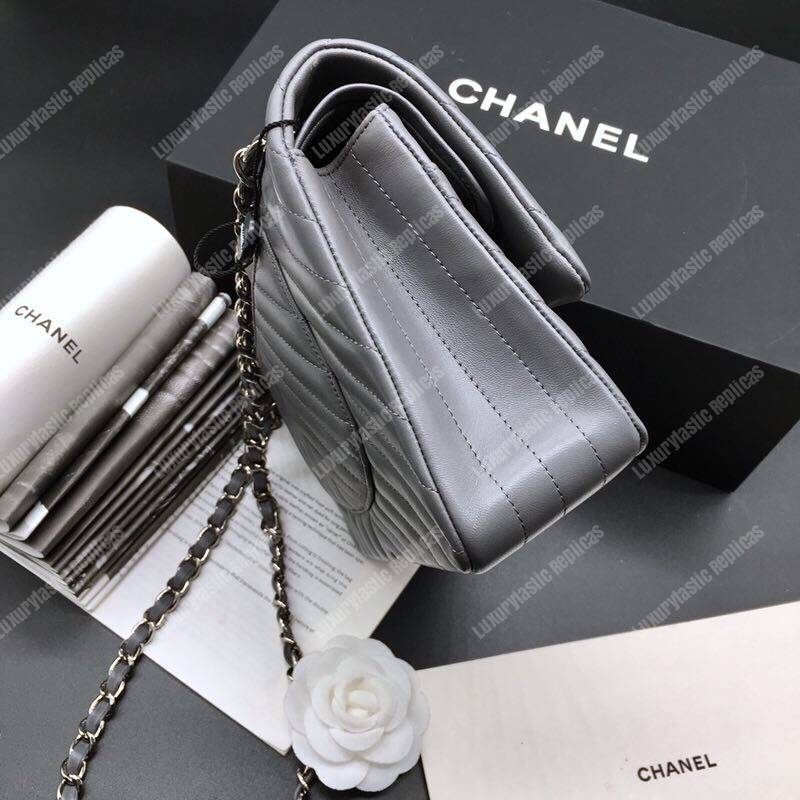 Ch*el classic medium handbag grey