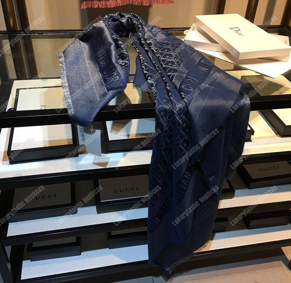 CD Oblique 140 Stole Blue