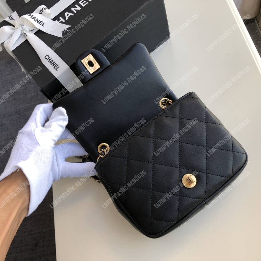 Ch*el small flap bag lambskin black