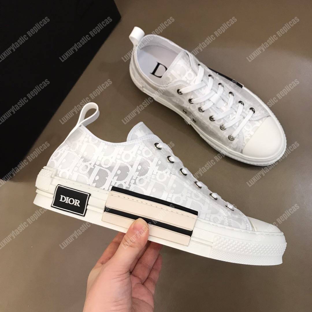 D*or “b23” low-top graded D*or oblique sneaker