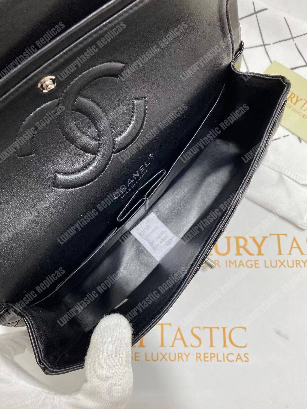 Ch*el classic medium flap bag black