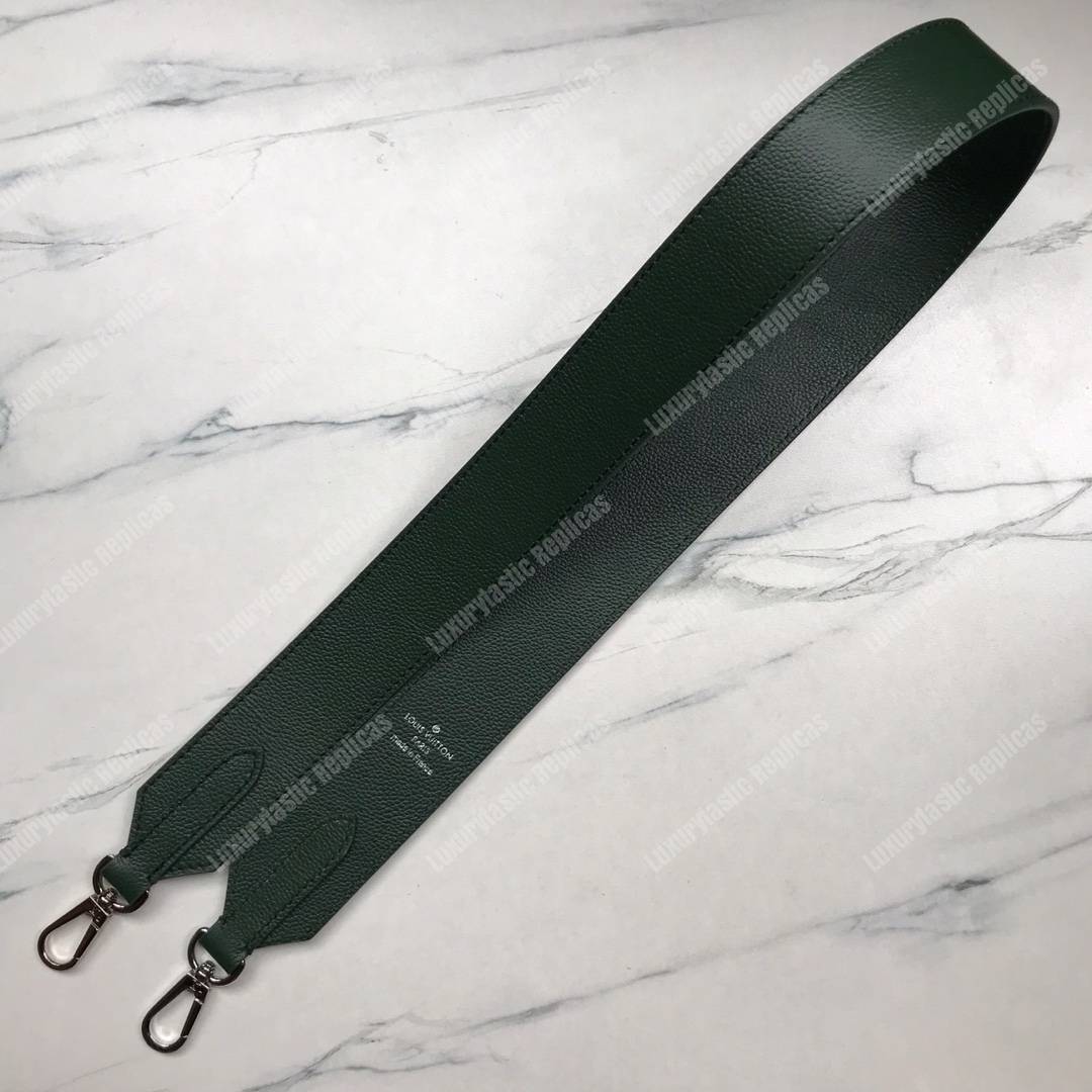LV Bandouliere Capucines Taurillon Leather Vert
