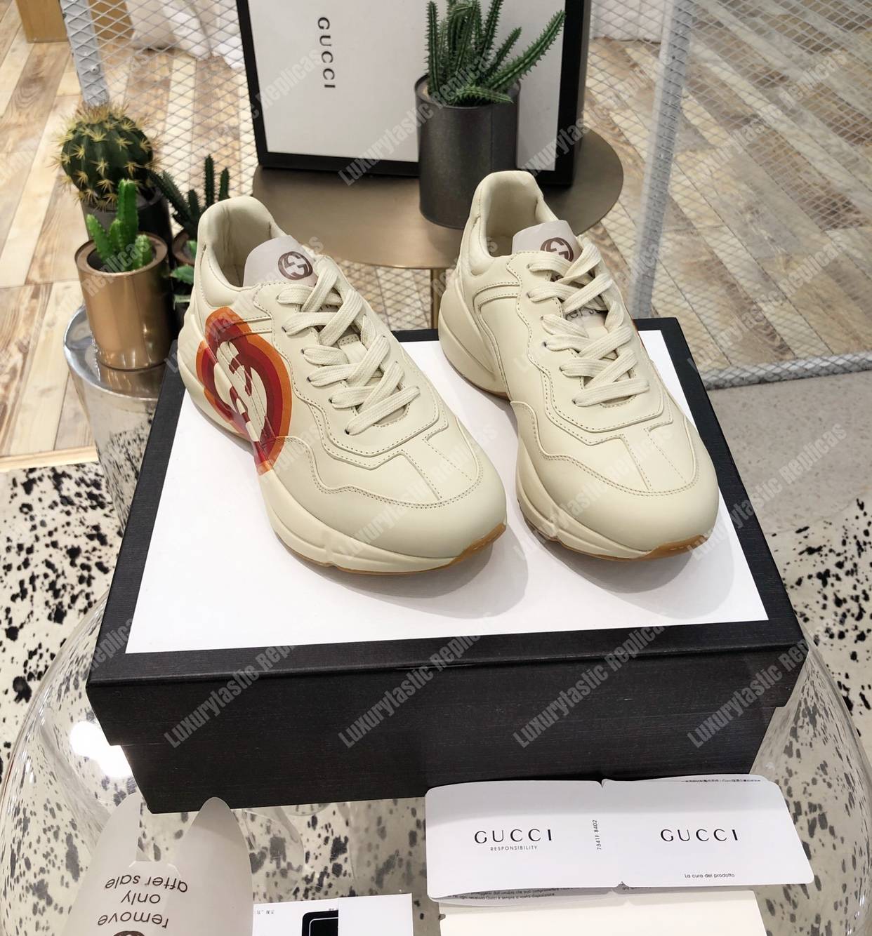 G*u*i rhyton sneaker with interlocking g white