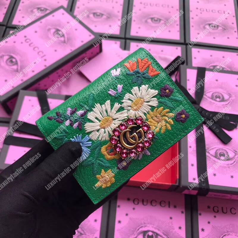 G*u*i embroidered leather card case green