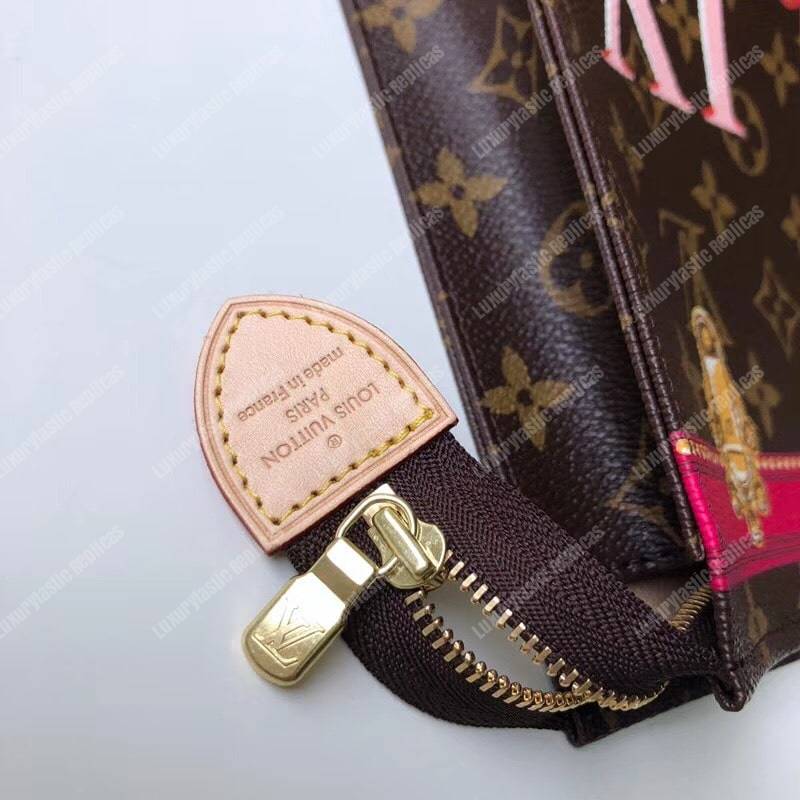 LV Toiletry Pouch 26 Monogram Spring-Summer 2018