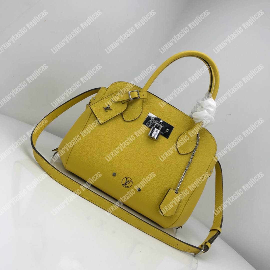 LV Milla PM Veau Nuage Vert Acide
