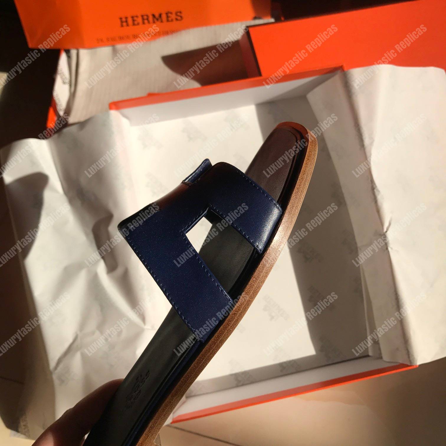 H**mes oran sandal calfskin leather marine blue