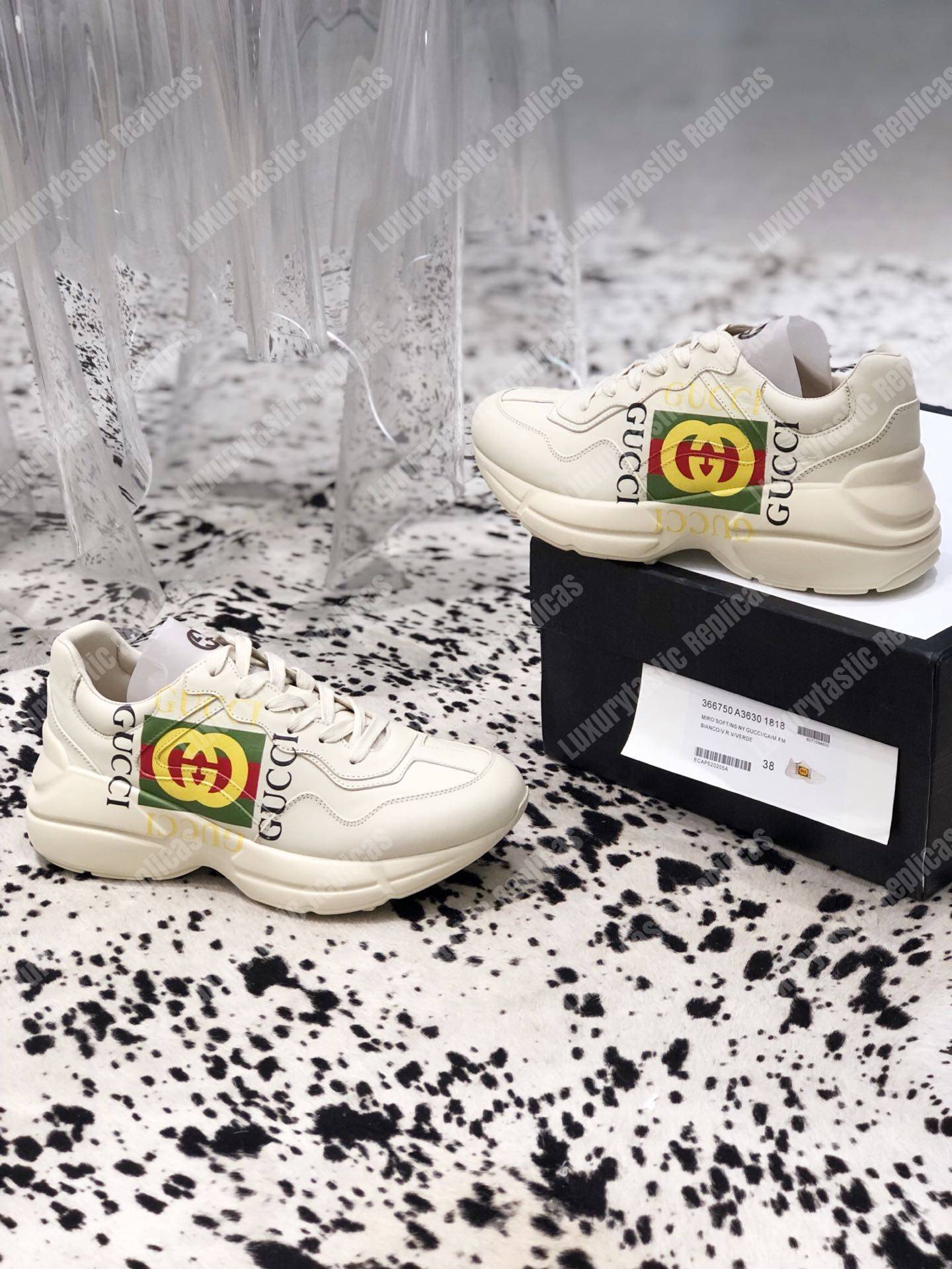 G*u*i rhyton G*u*i logo leather sneaker