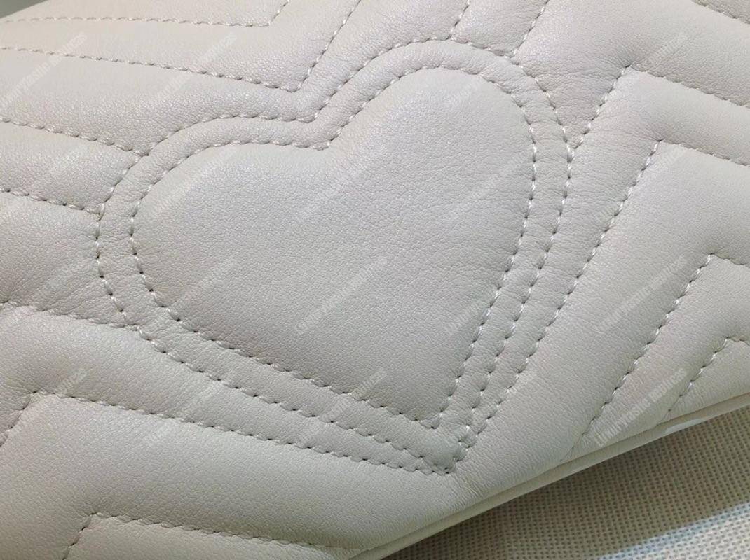 G*u*i gg marmont matelassé mini bag white