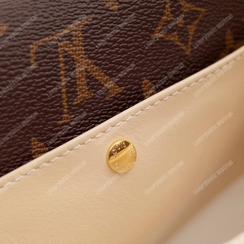 LV Double V Handbag Creme