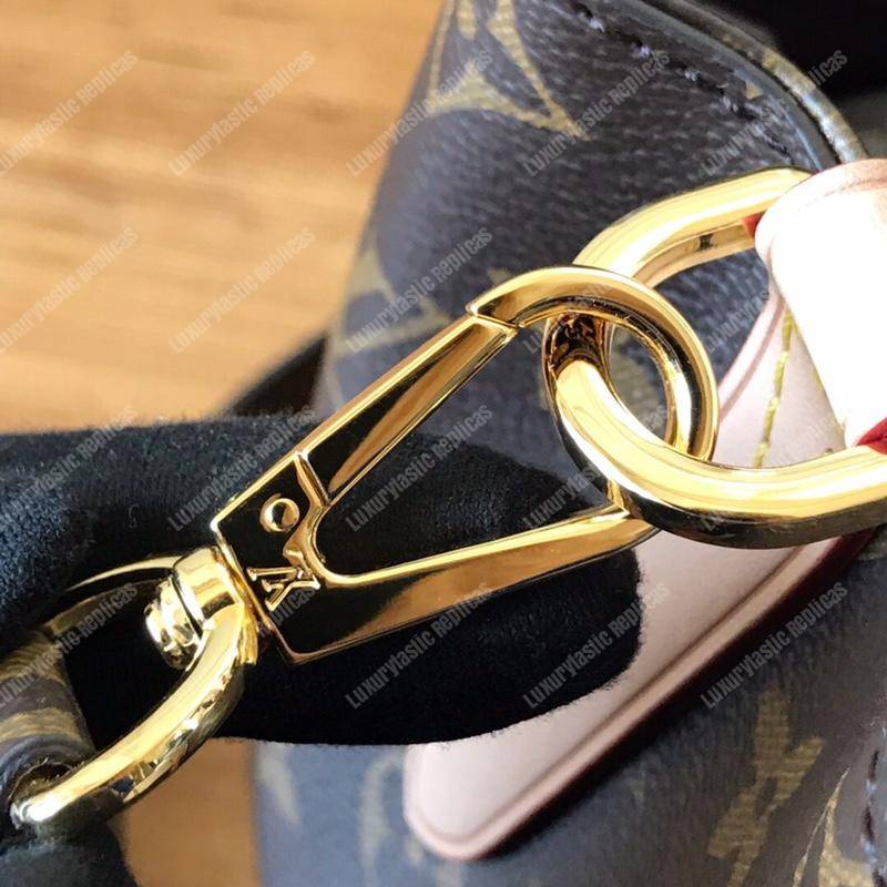 LV Montaigne BB Monogram Handbag
