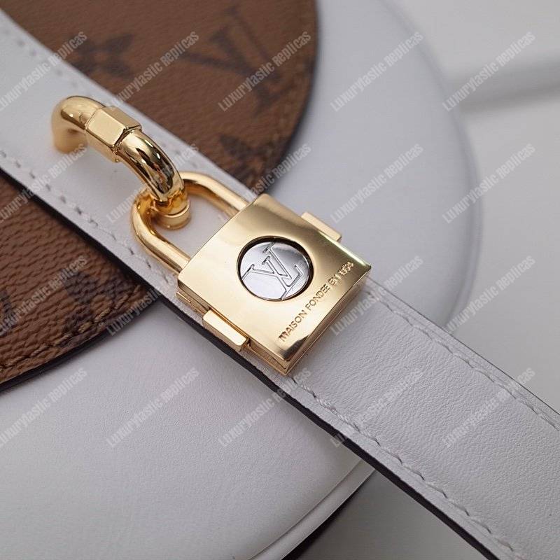 LV Chantilly Lock Monogram Reverse Blanc