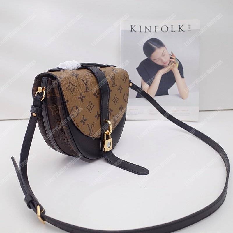 LV Chantilly Lock Monogram Reverse Noir
