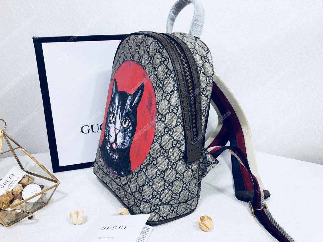 G*u*i red mystic cat patch gg sup*e backpack bag