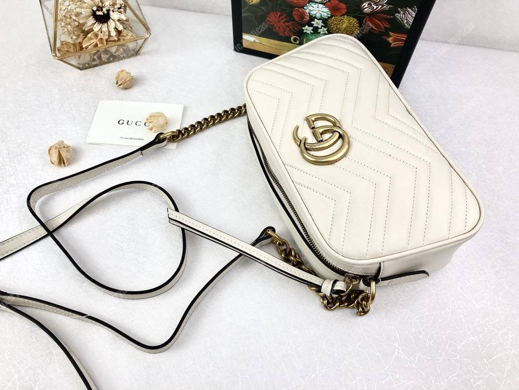 G*u*i gg marmont small matelassé shoulder bag white