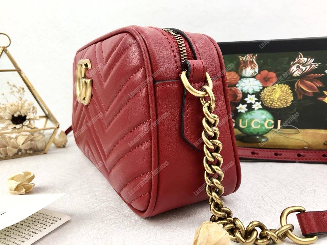 G*u*i gg marmont small matelassé shoulder bag hibiscus red