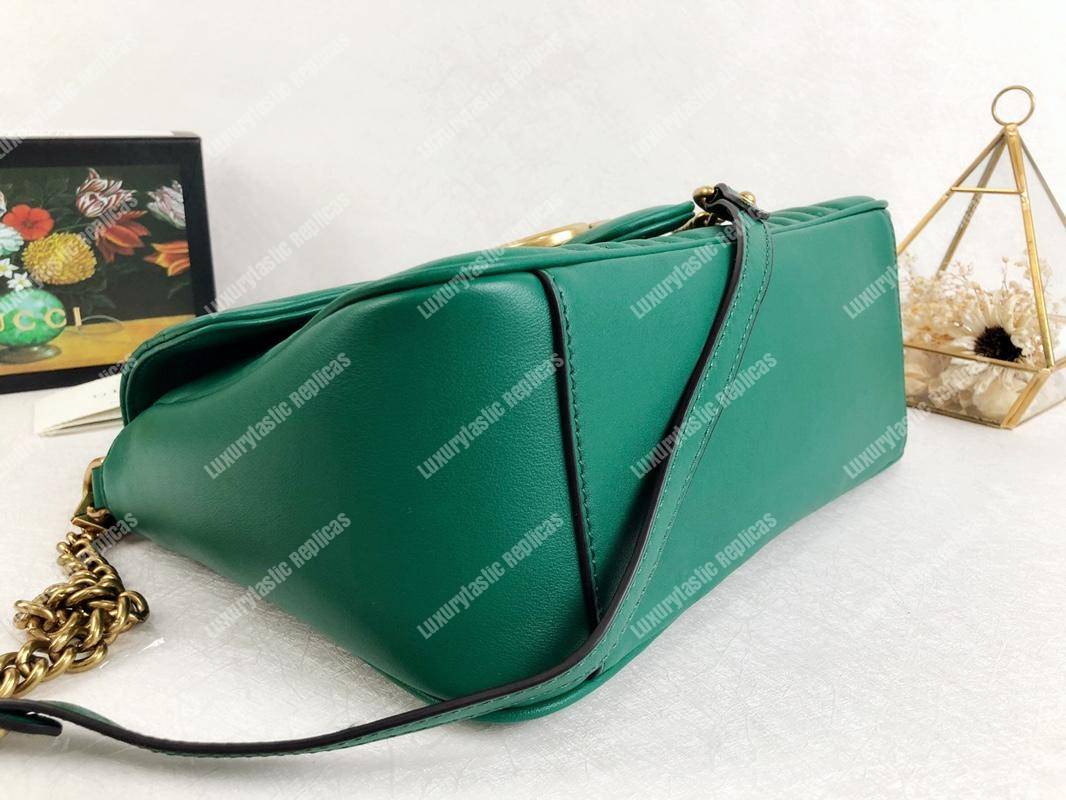 G*u*i gg marmont small top handle bag emerald matelassé