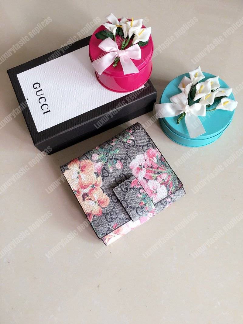 G*u*i gg blooms french flap wallet pink