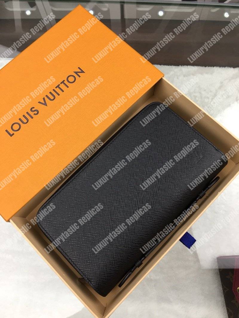 LV Zippy XL Wallet Taiga Black