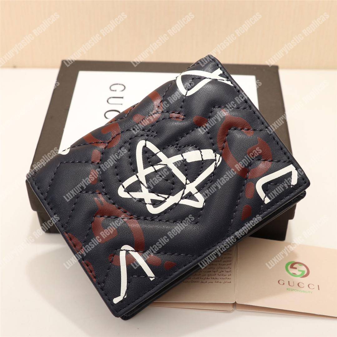 G*u*i gg brown G*u*ighost print matelassé card case wallet black