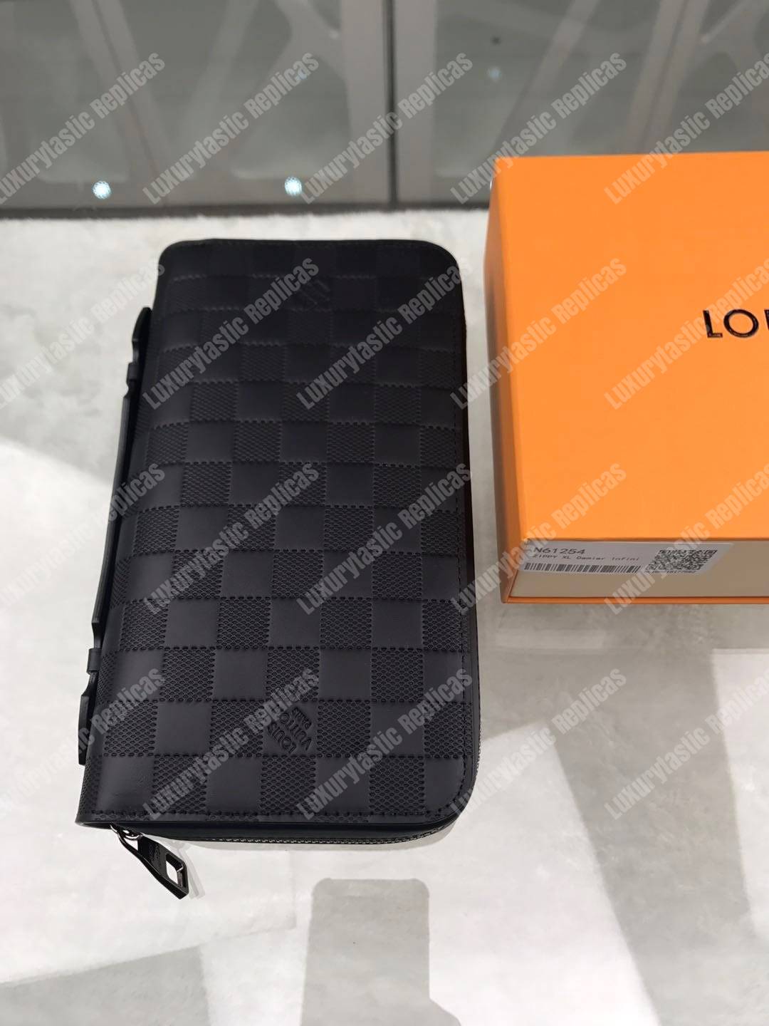 LV Zippy XL Wallet Damier Infini Leather