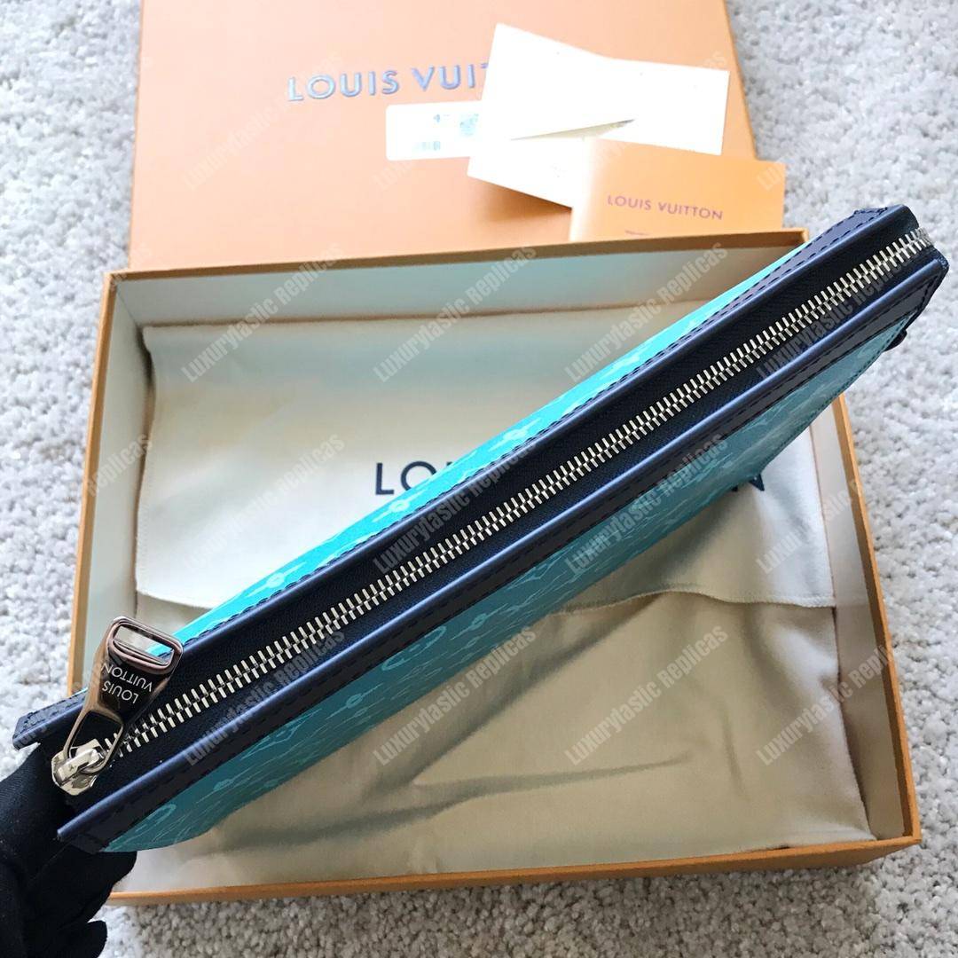 LV Pochette Voyage MM Monogram Turquoise