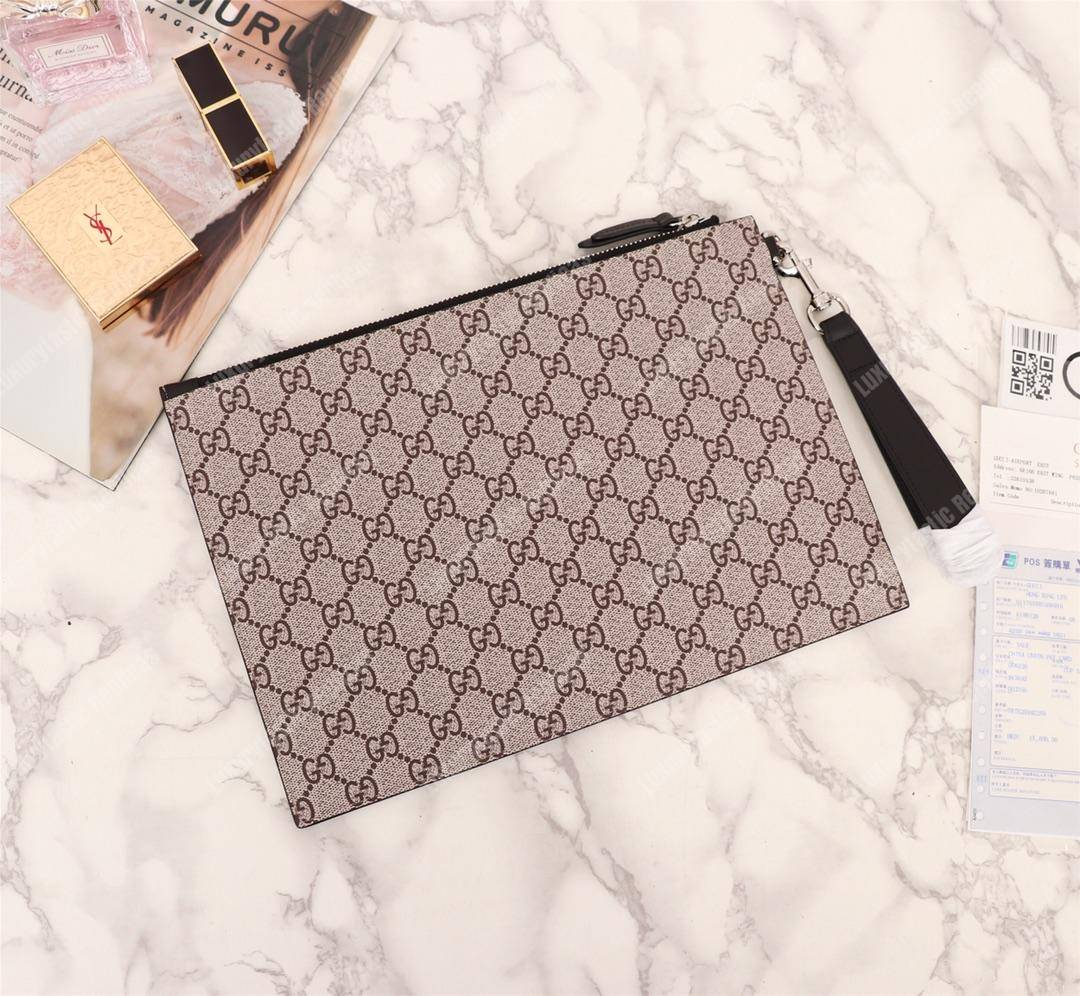G*u*i bestiary pouch with hollywood wolf