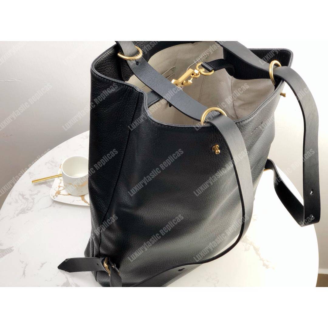 G*u*i kingsnake print leather backpack bag
