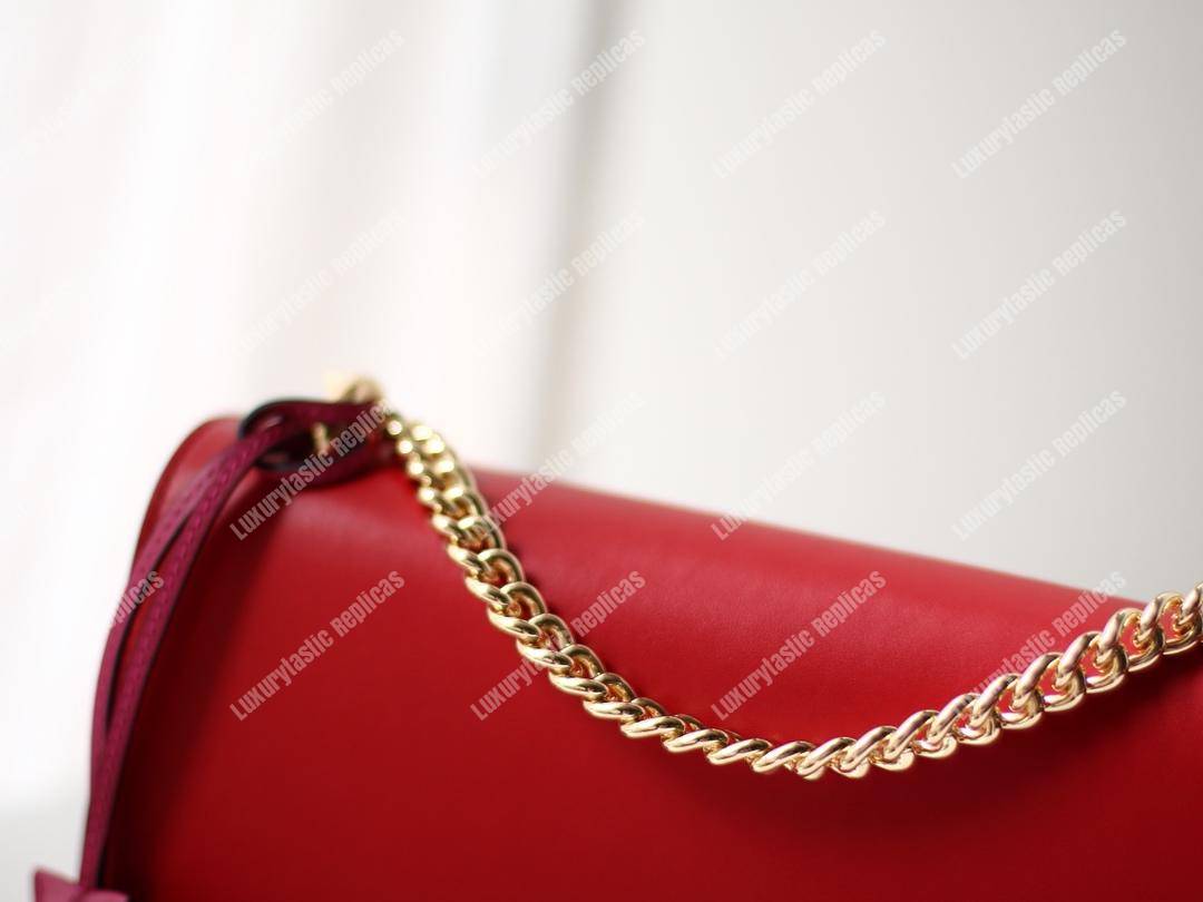 G*u*i padlock medium gg shoulder red/pink