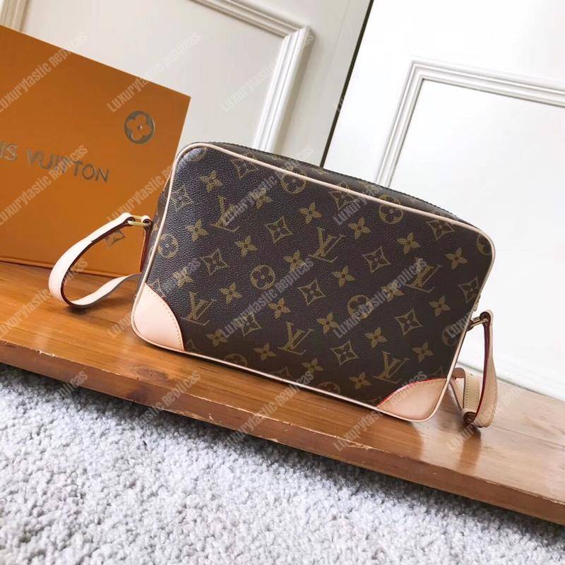 LV Trocadero 27 Messenger Bag Monogram Canvas