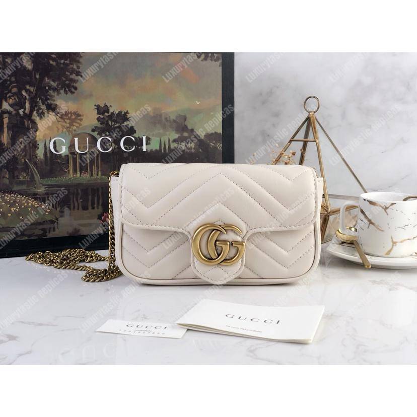 G*u*i gg marmont matelassé super mini bag white