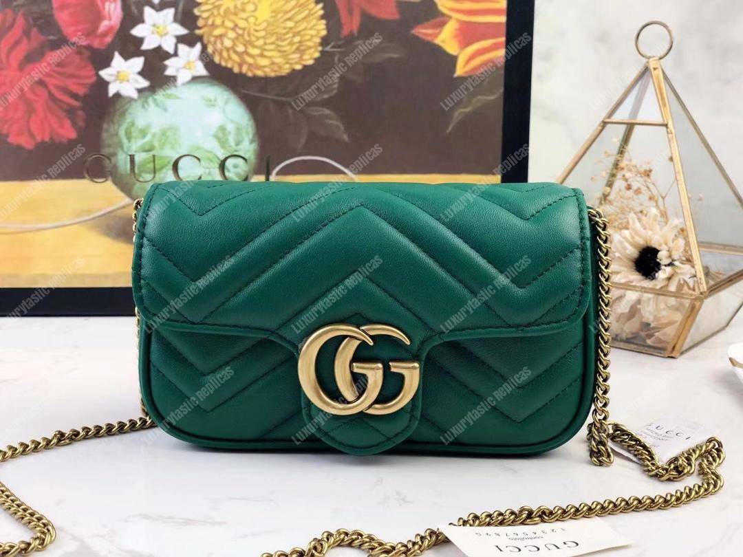 G*u*i gg marmont matelassé super mini bag green