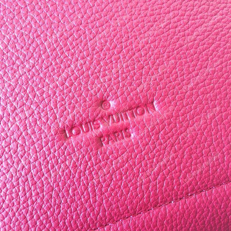 LV Lockme Ever MM Lie De Vin Etain Creme