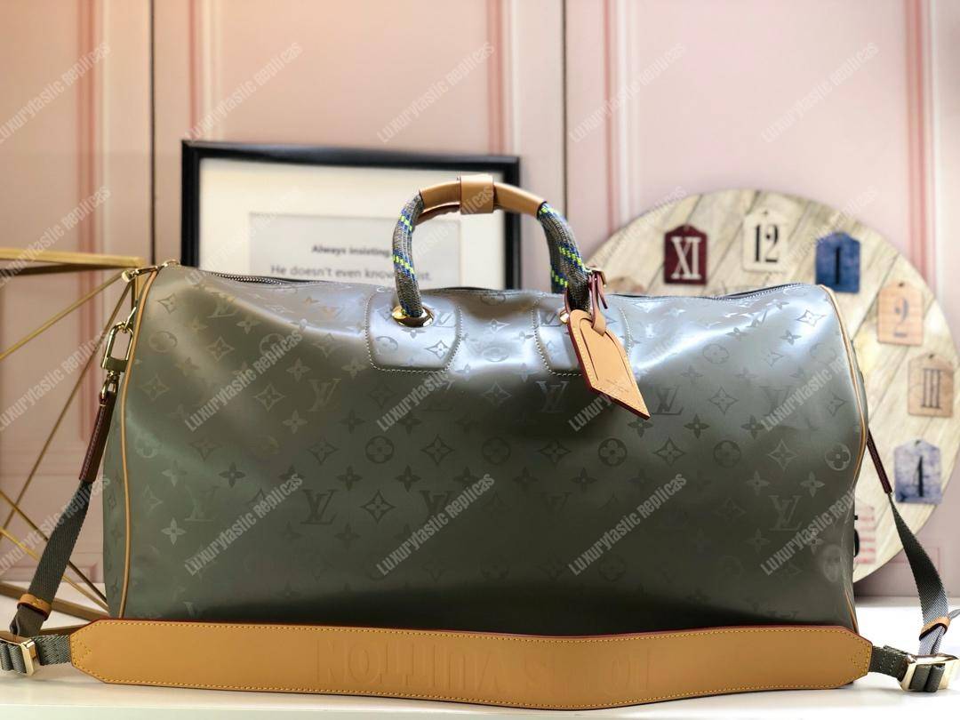 LV Keepall Bandouliere 50 Monogram Titanium