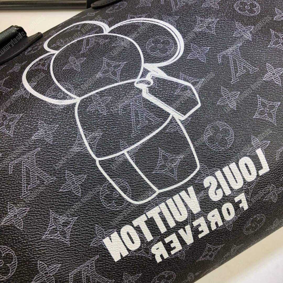 LV Speedy Bandouliere 40 Monogram Eclipse Canvas Vivienne