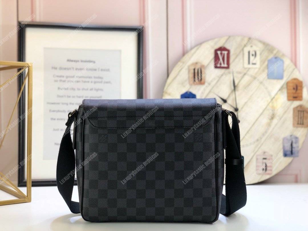 LV District PM Messenger Bag Damier Graphite Canvas