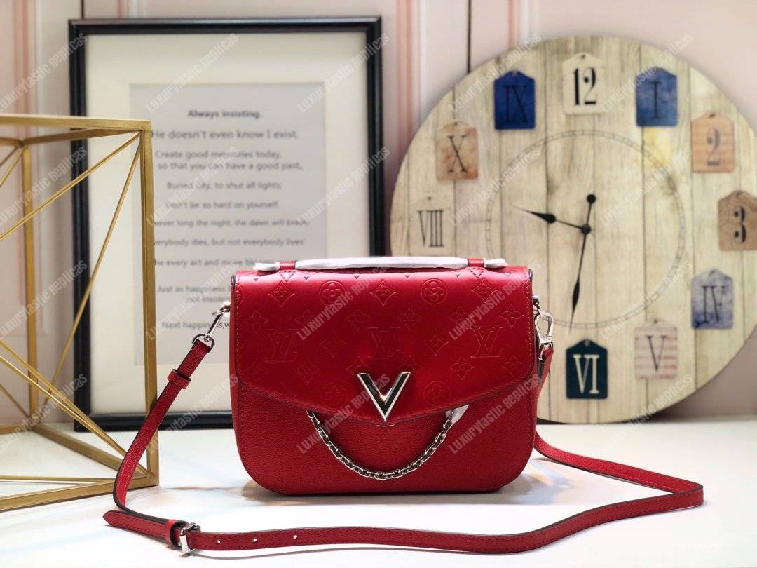 LV Very Messenger Handbag Monogram Rubis