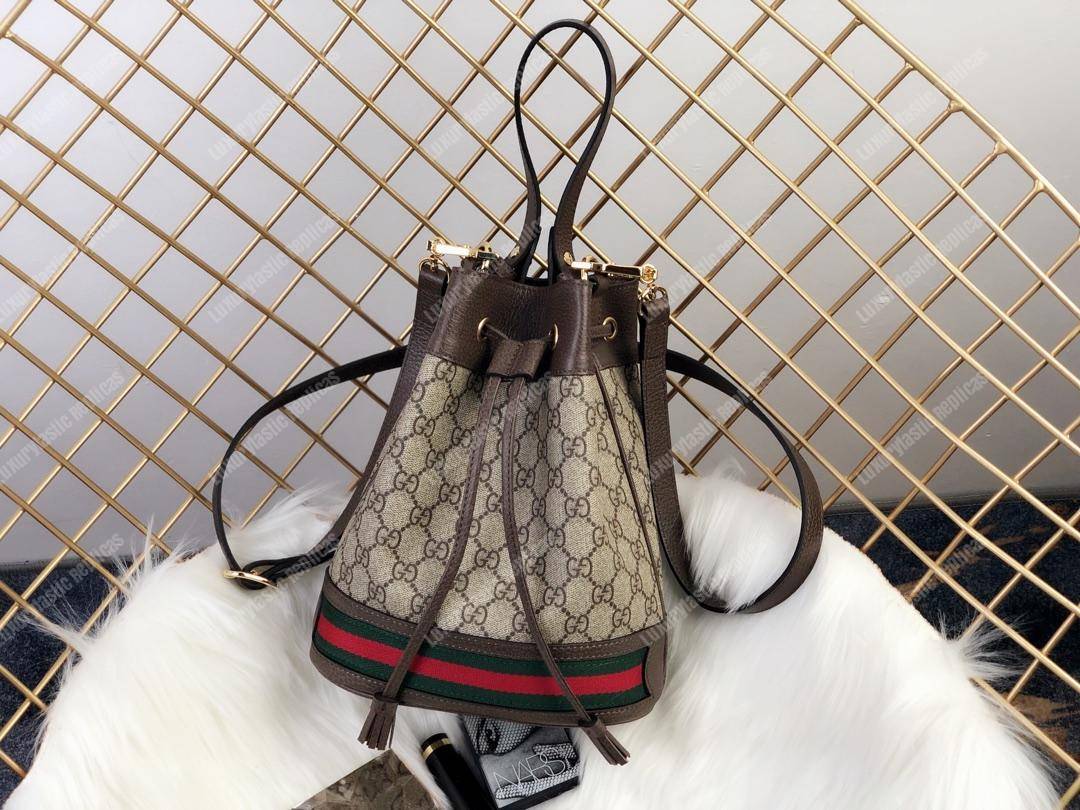 G*u*i small gg bucket bag