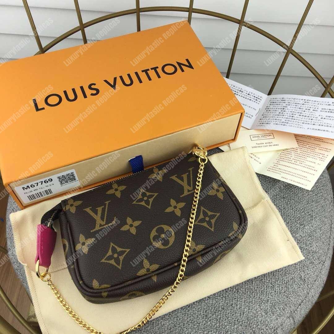 LV Mini Pochette Accessoires Bears