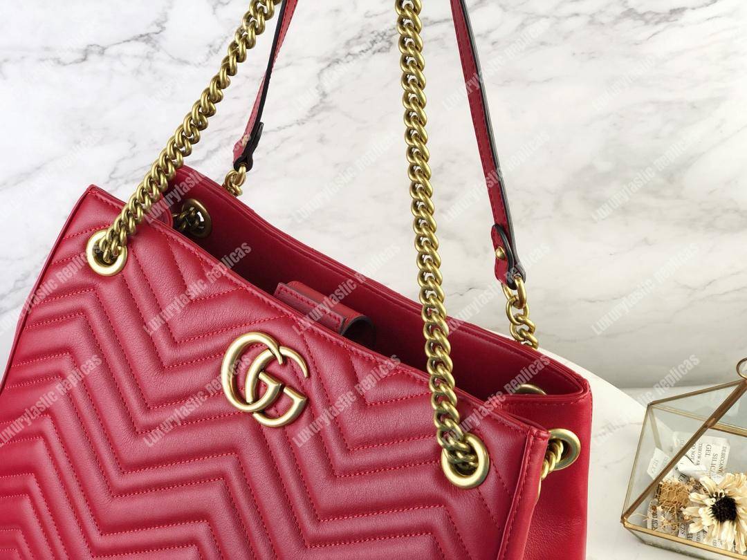 G*u*i gg marmont matelassé shoulder bag red